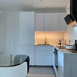 Appartement Vue Mer A 100 Metres Des Plages Et Massif De L'esterel Théoule-sur-Mer