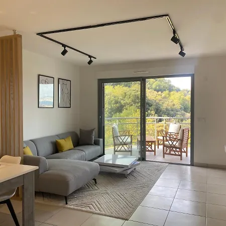 Appartement Vue Mer A 100 Metres Des Plages Et Massif De L'esterel *